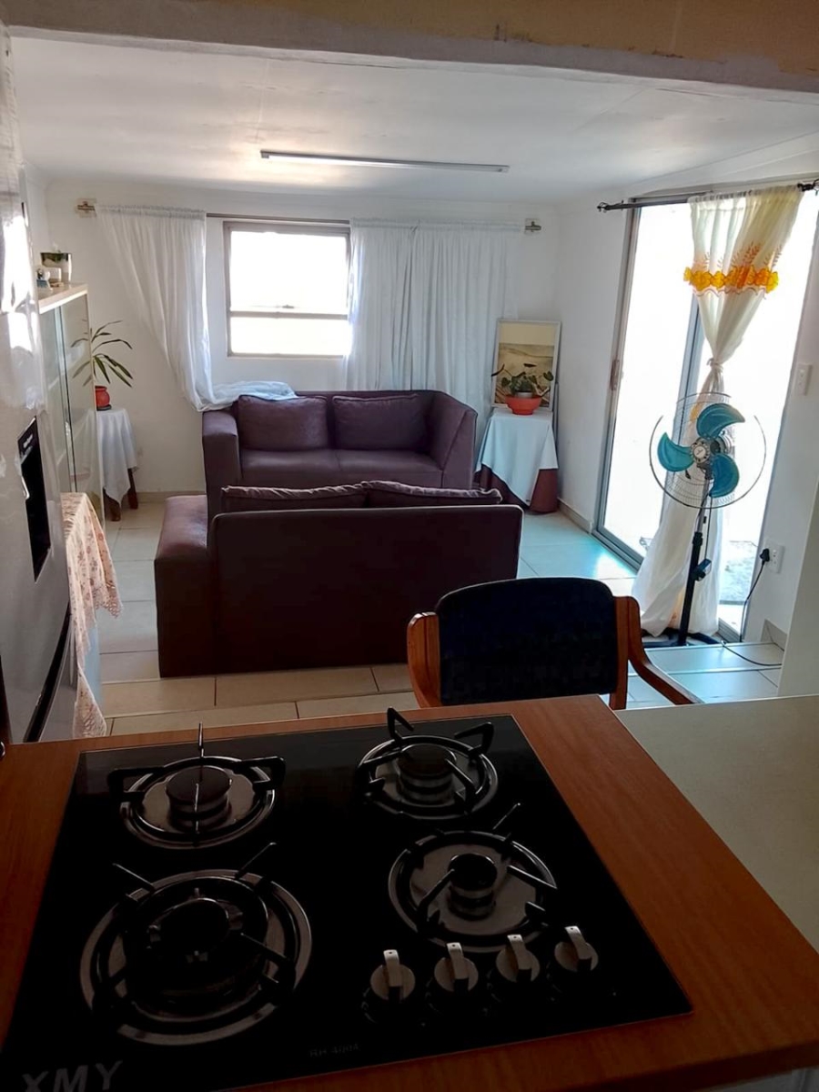 2 Bedroom Property for Sale in Pelican Park Western Cape